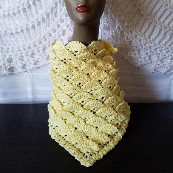 Crochet, Ascot, Scarf, Cowl - Picture 1 of 8